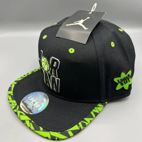 Air Jordan Hat Men Black Green Mad as a Mars Hare Jumpman Strap‎ Back Cap New